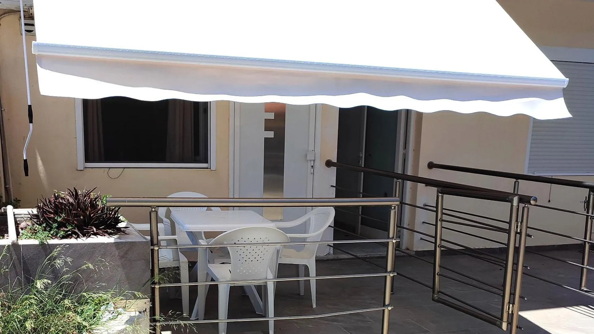 Nikiforos Apartments Neos Marmaras